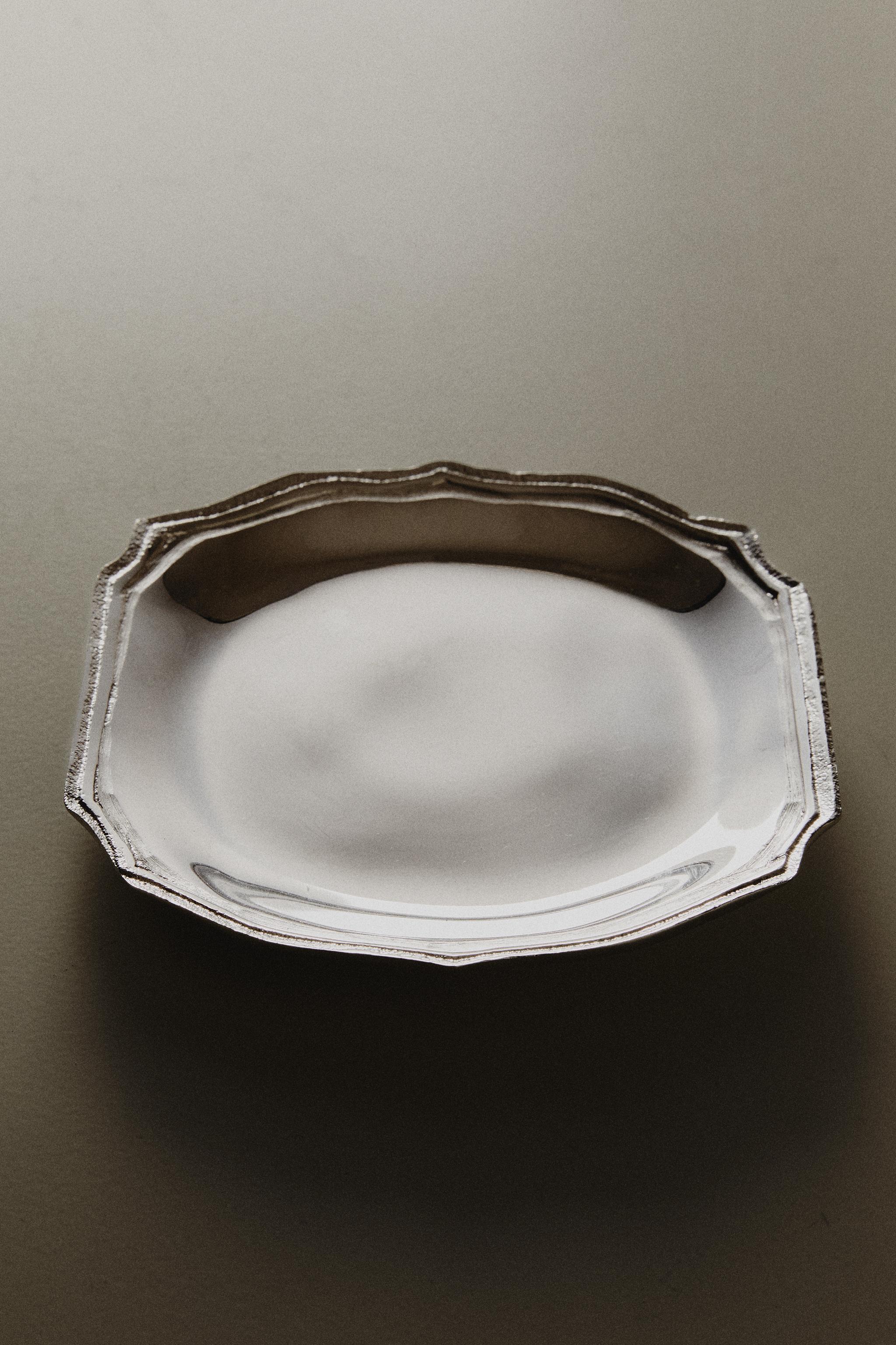 OCTOGONAL ALUMINUM TEALIGHT HOLDER